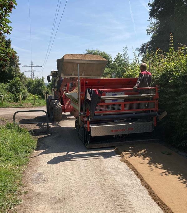 aanleg van milieuvriendelijk fietspad