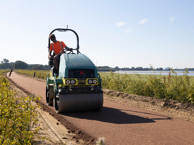 Walsen van halfverhard fietspad