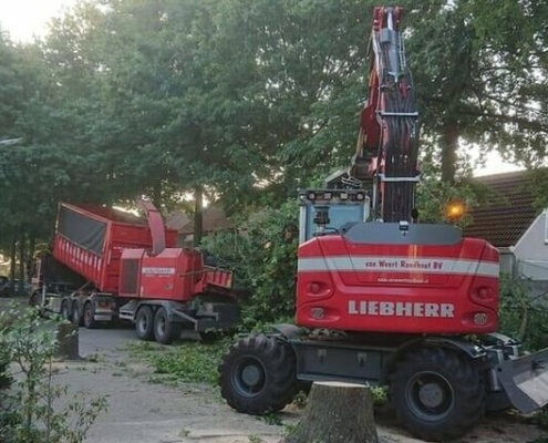 Weg verspreid na storm